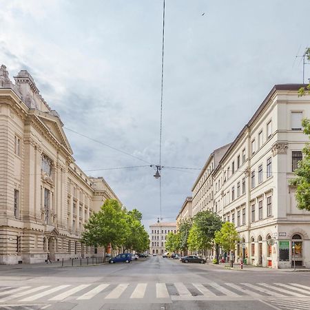 Freedom Apartment Near Parlament With Ac Budapest Bagian luar foto